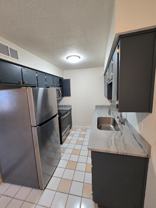 142 Rhode Island St Se #A - Photo 1 of 1