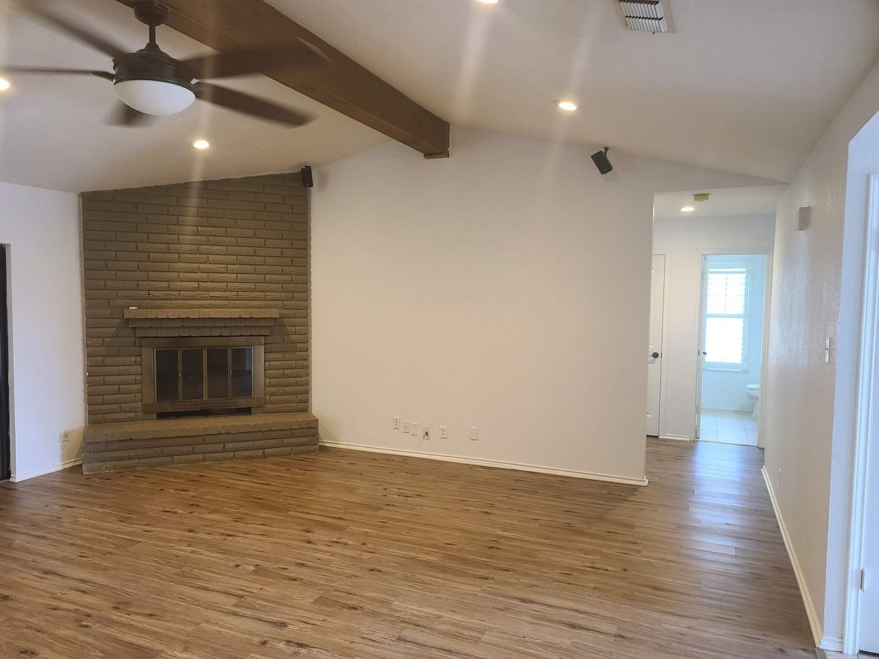 4810 Cherry Tree Dr - Photo 5 of 24