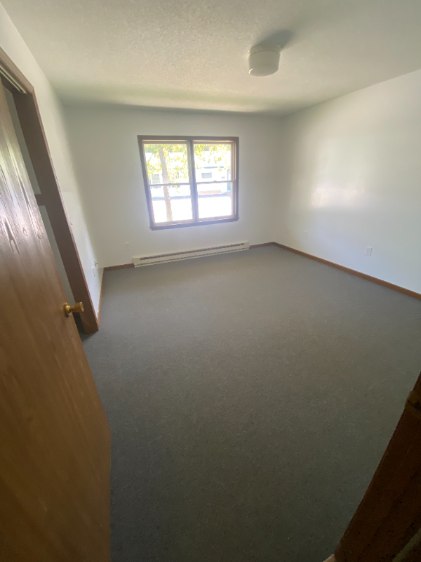 150 Market St #8 - Photo 4 of 14