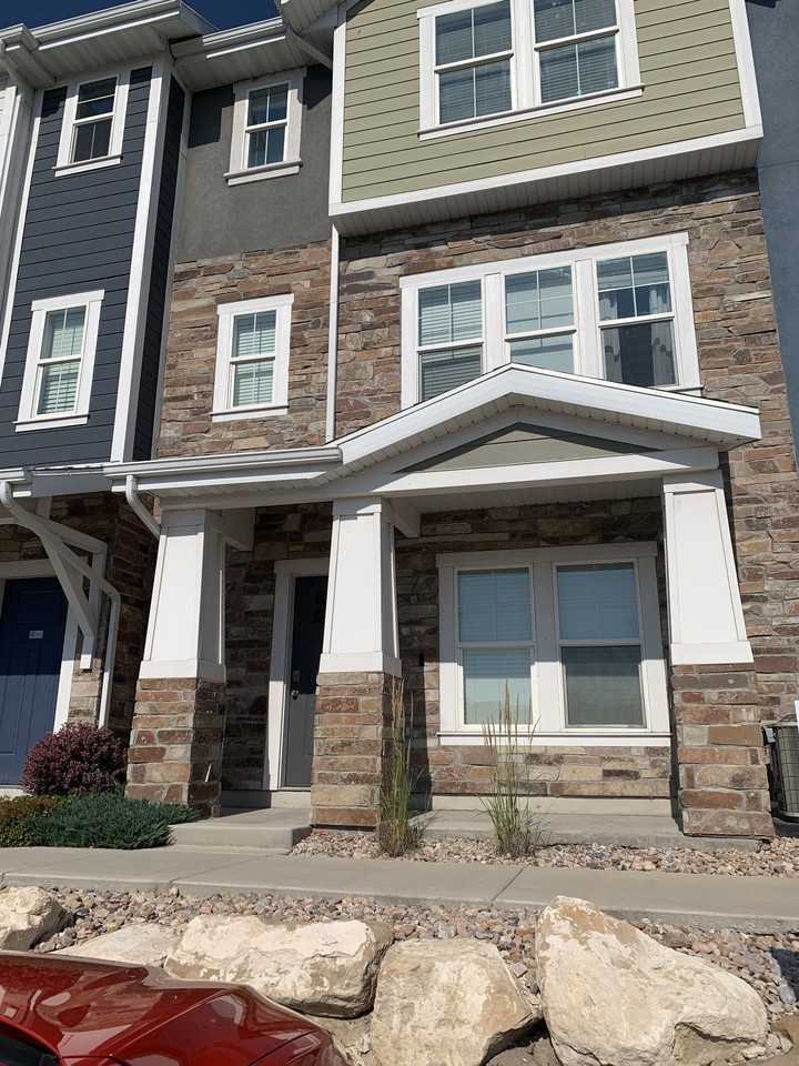 309 Northeast - Photo 6 of 7