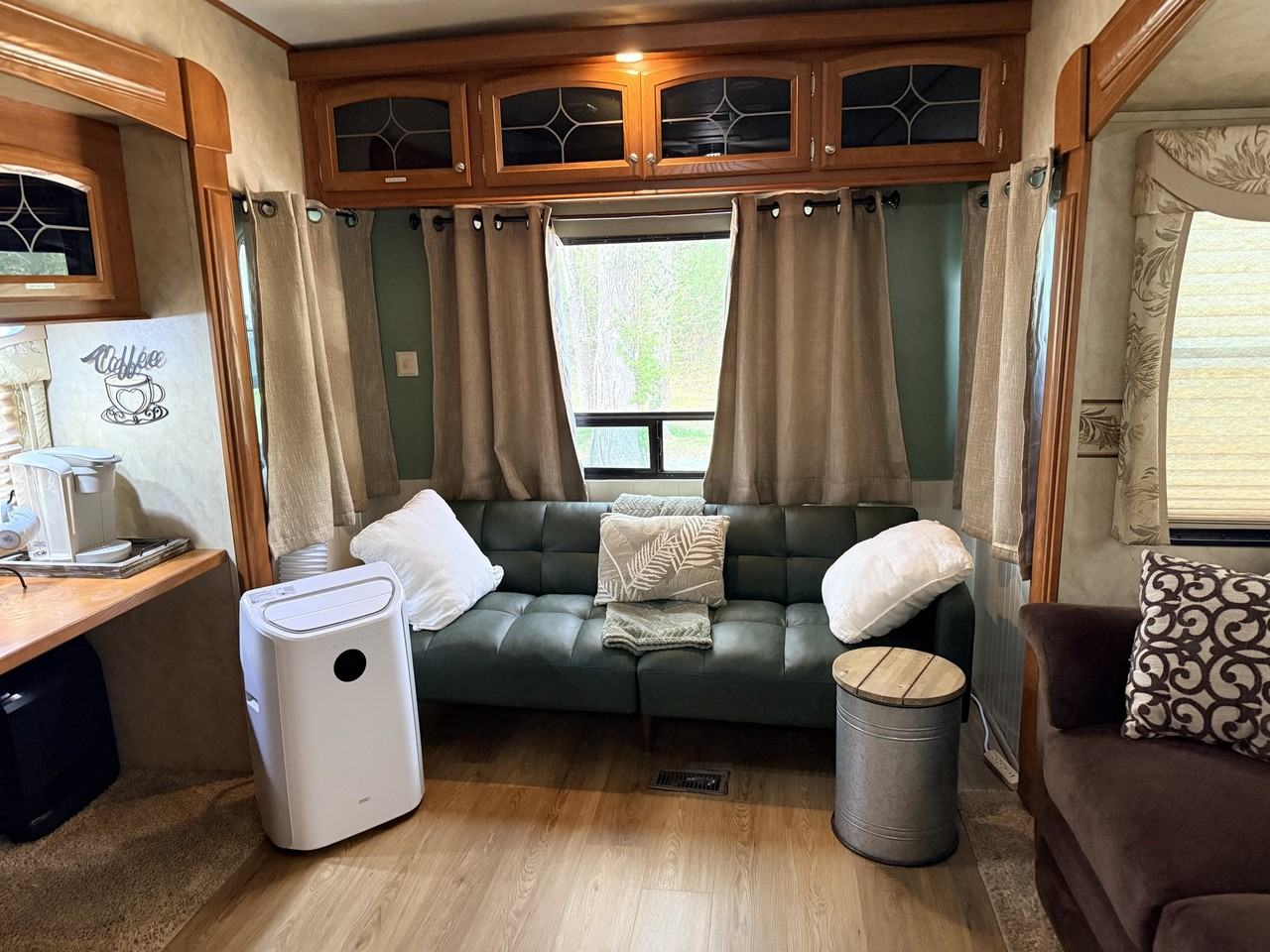 7560 Chelsea Rd - Photo 2 of 22