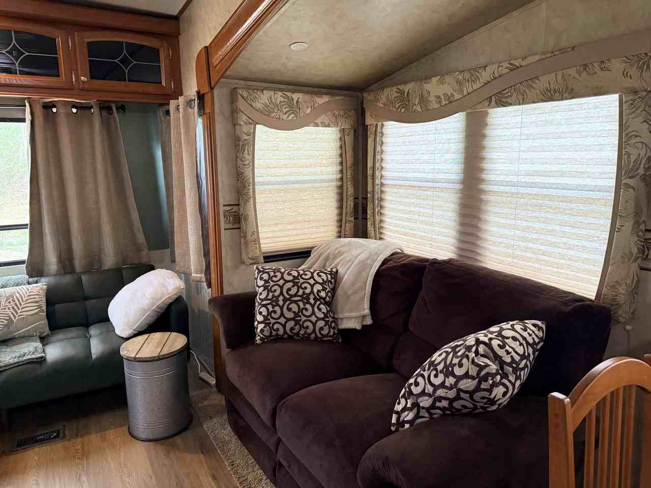 7560 Chelsea Rd - Photo 4 of 22