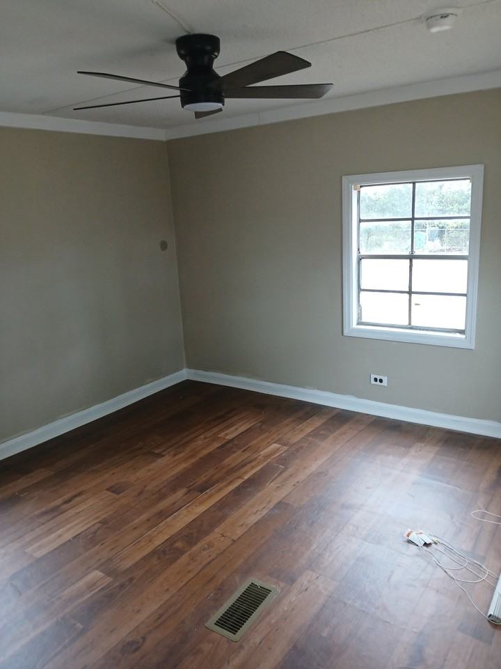 1025 David Austin Rd #B - Photo 5 of 11