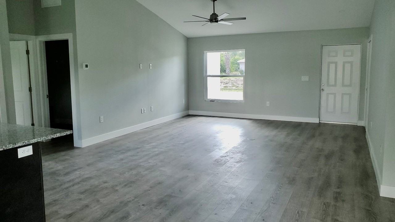 2940 Sarletto St - Photo 4 of 13