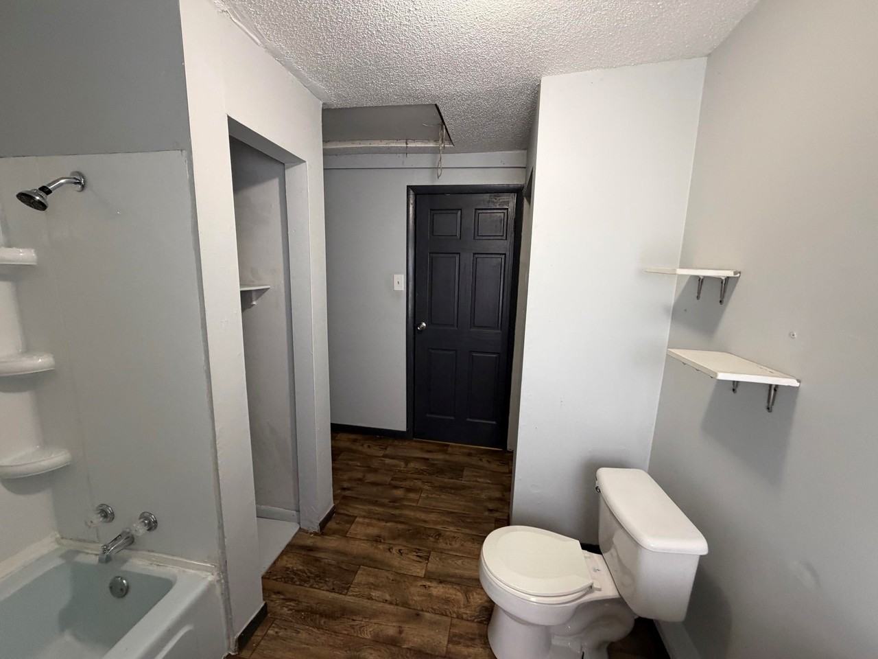 707 Lawndale Ave - Photo 5 of 12