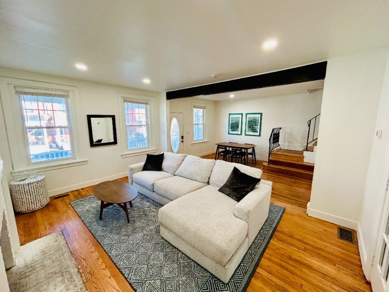 1510 W 14th St - Photo 4 of 20