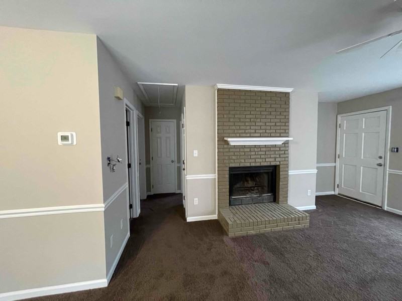 1235 Shakentown St - Photo 3 of 11