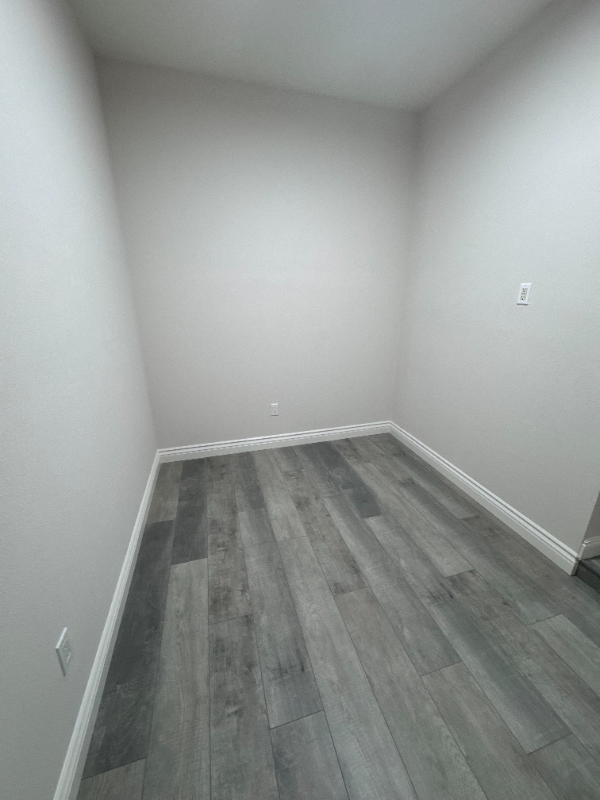 27028 Early Dawn Rd - Photo 2 of 12