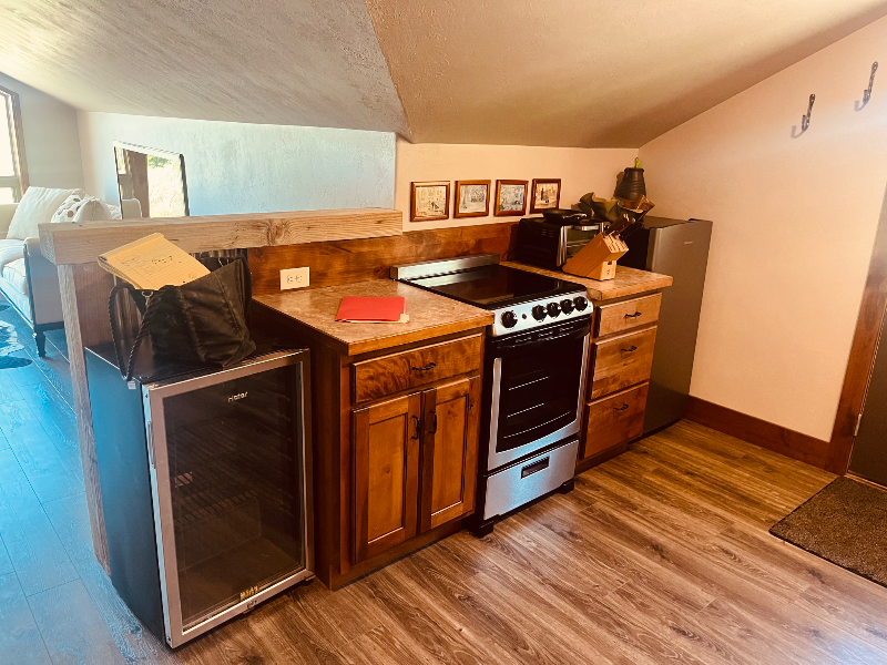 4 Rattlesnake Rd - Photo 7 of 17