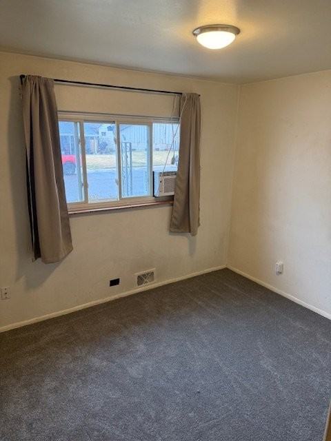 1582 S King St - Photo 3 of 3