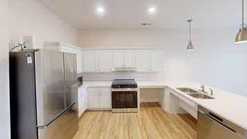 featured image of 900 3rd St Se