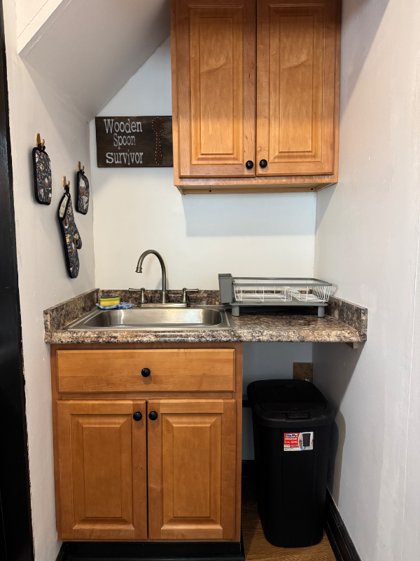 1031 Marion St #1stFLREAR - Photo 7 of 11