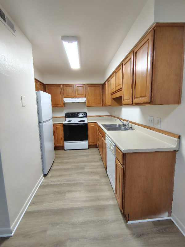 600 Reusens Rd #M136 - Photo 3 of 9