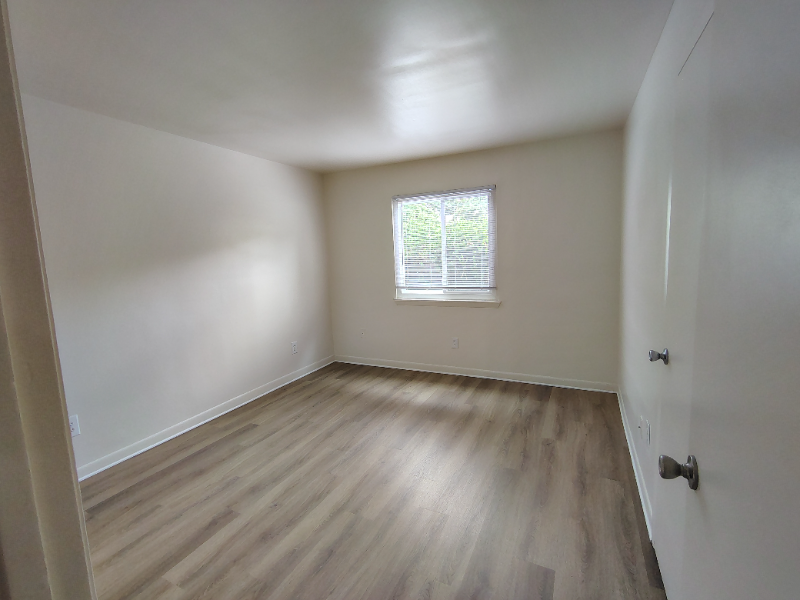 600 Reusens Rd #M136 - Photo 6 of 9