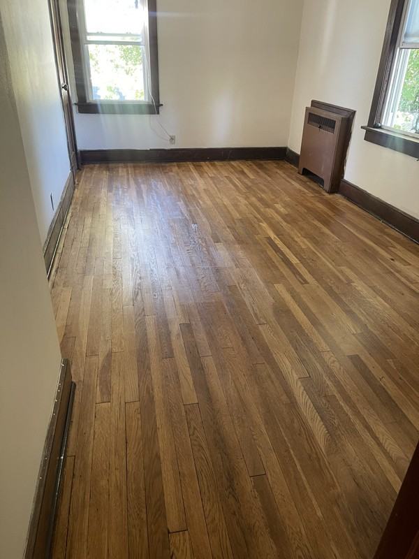 734 Riverside Dr #2R - Photo 6 of 6