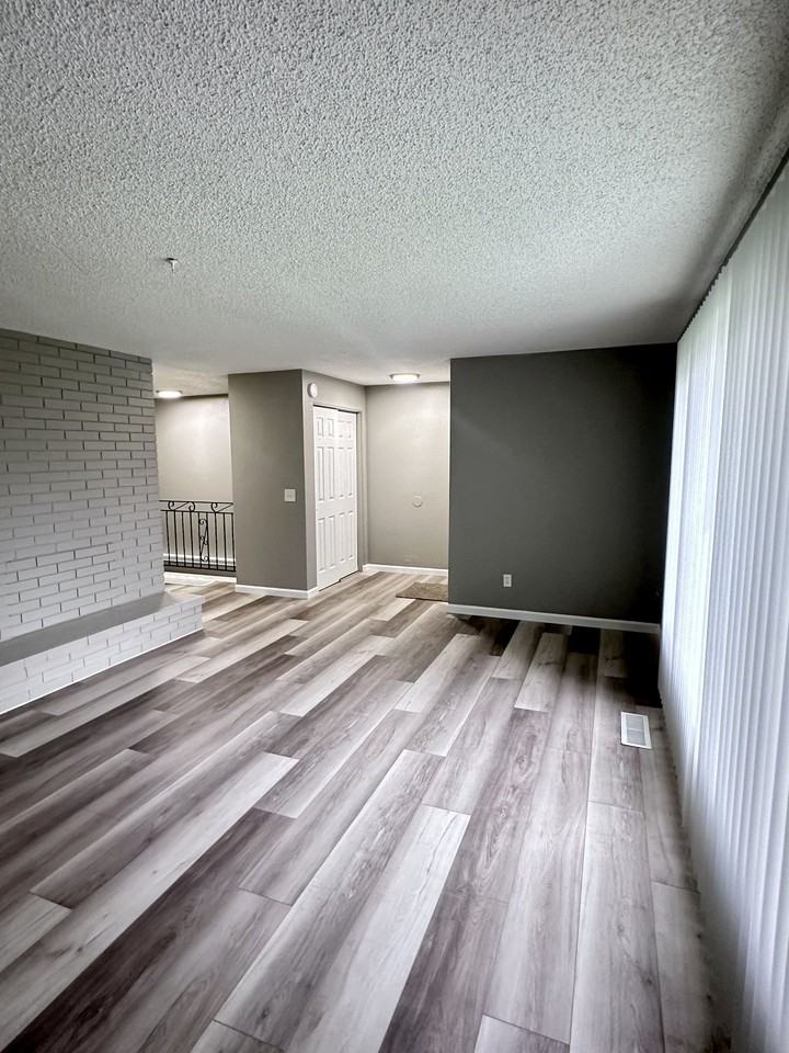 1707 W 6th Ave #A101 - Photo 4 of 16