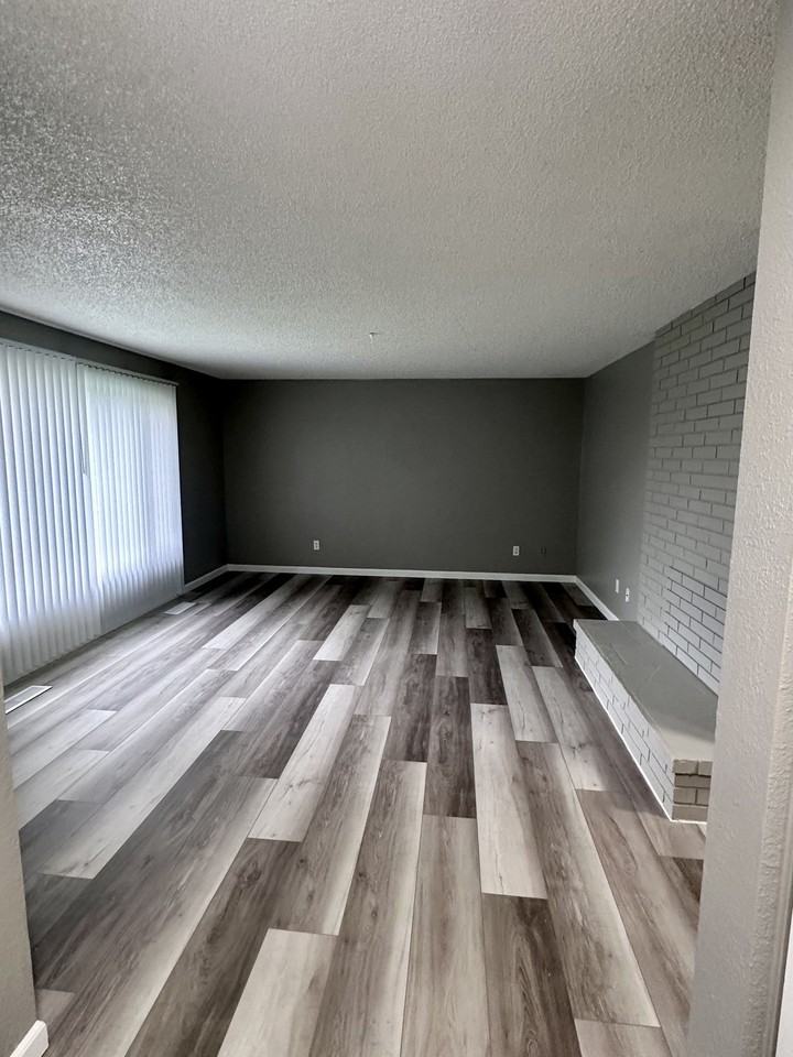 1707 W 6th Ave #A101 - Photo 5 of 16