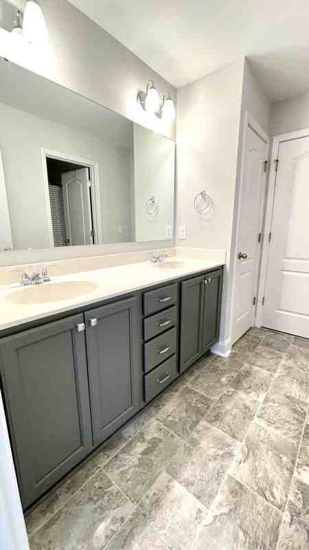 3778 Glencourse Way - Photo 4 of 7