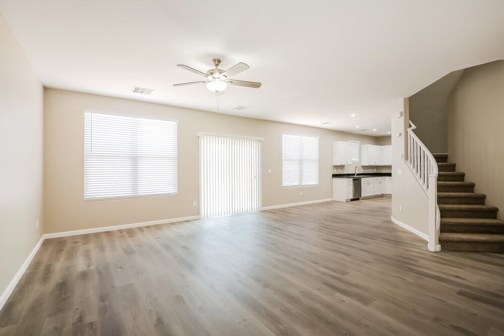 4237 Telstar Ct - Photo 6 of 21