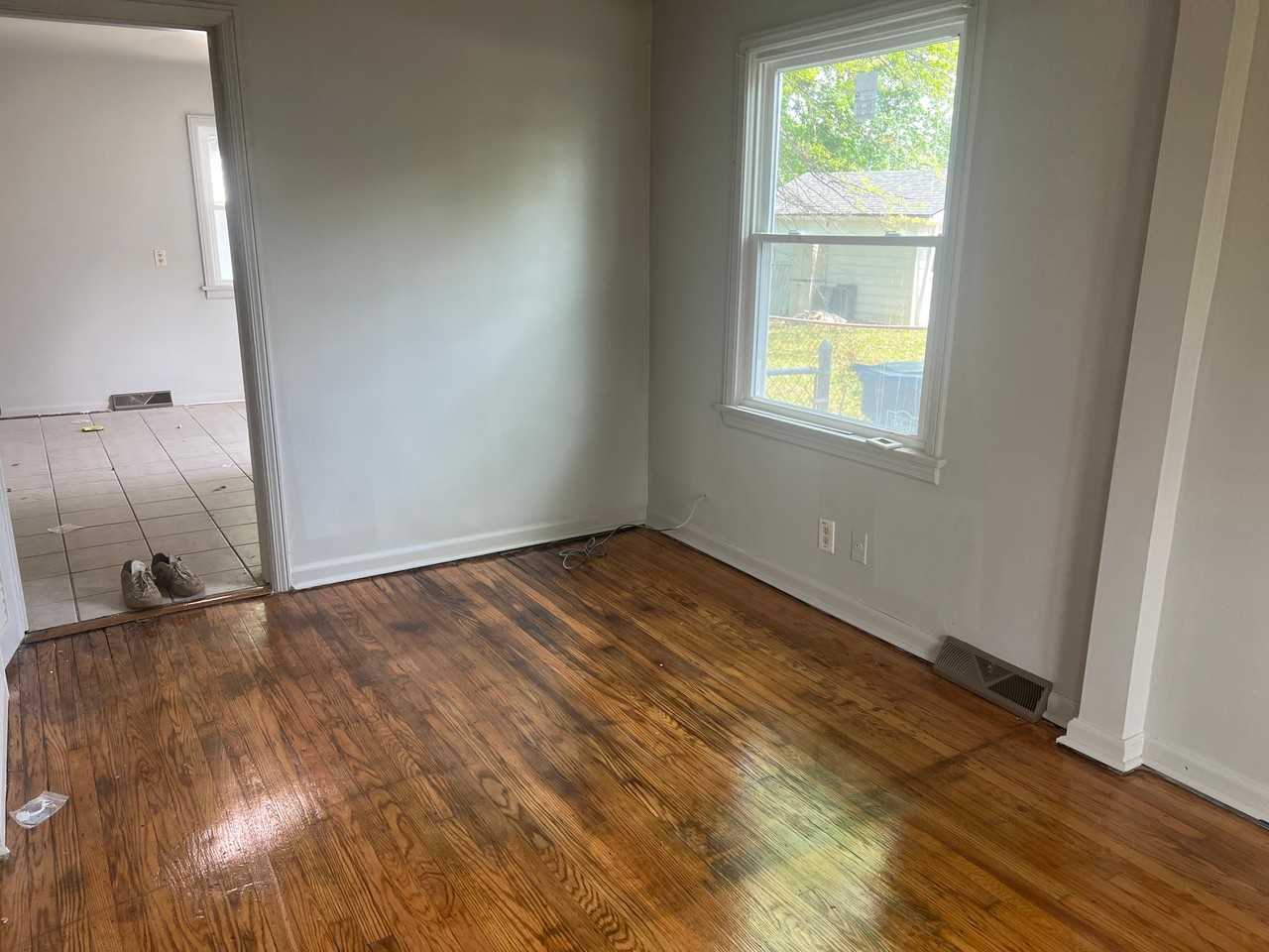 1723 Glenview Pl - Photo 5 of 11