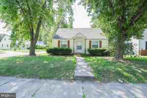 featured image of 306 Carrollton Ave