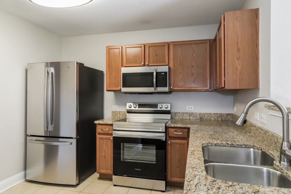 1428 Waterford Dr - Photo 6 of 16