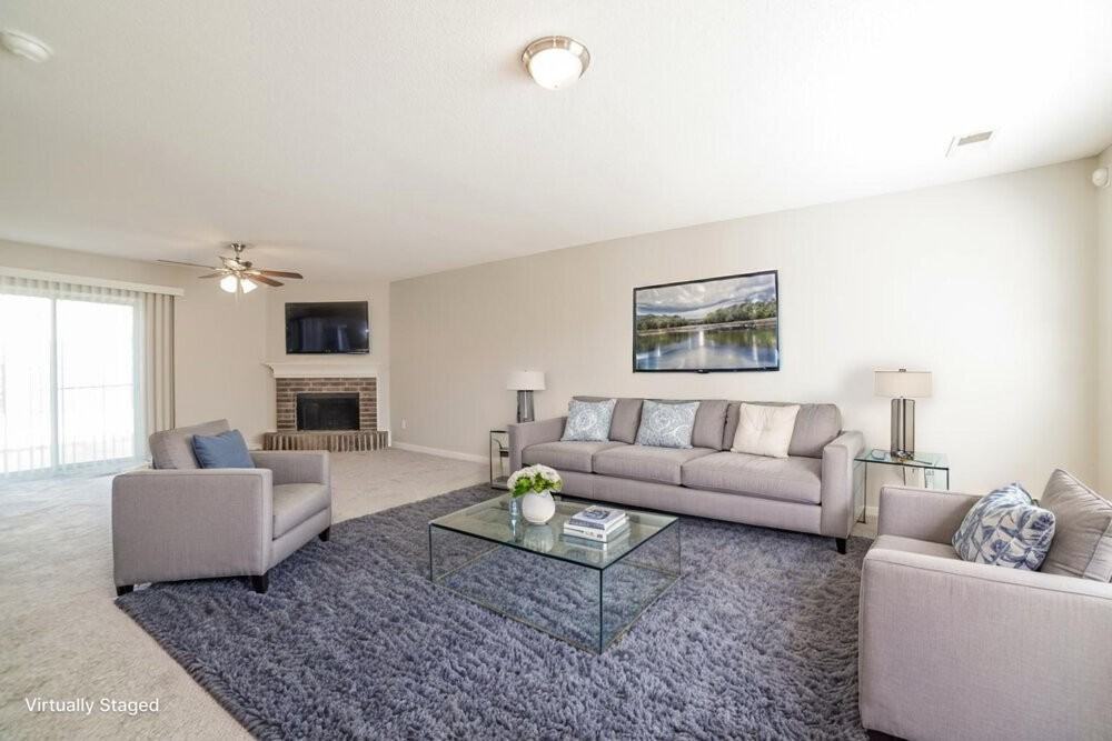 10038 Chariden Dr - Photo 4 of 20