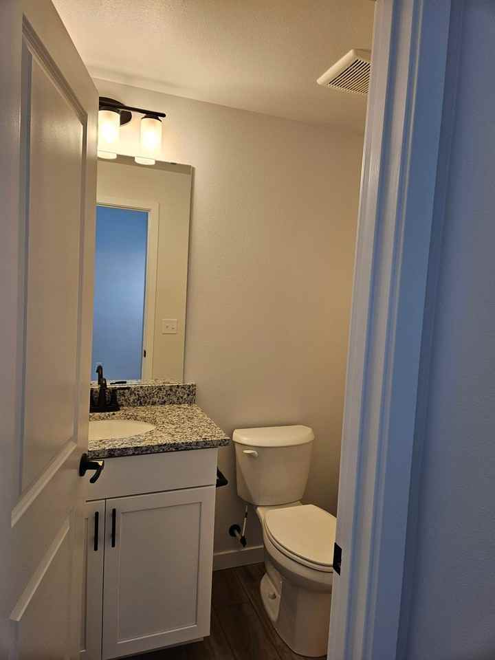 1140 S 9th St - Photo 5 of 12