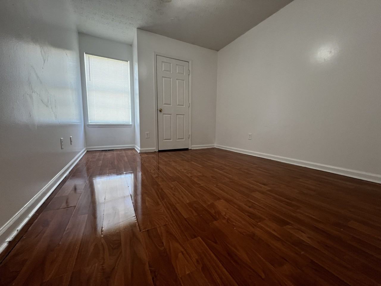 3837 Meadow Creek Dr - Photo 6 of 12