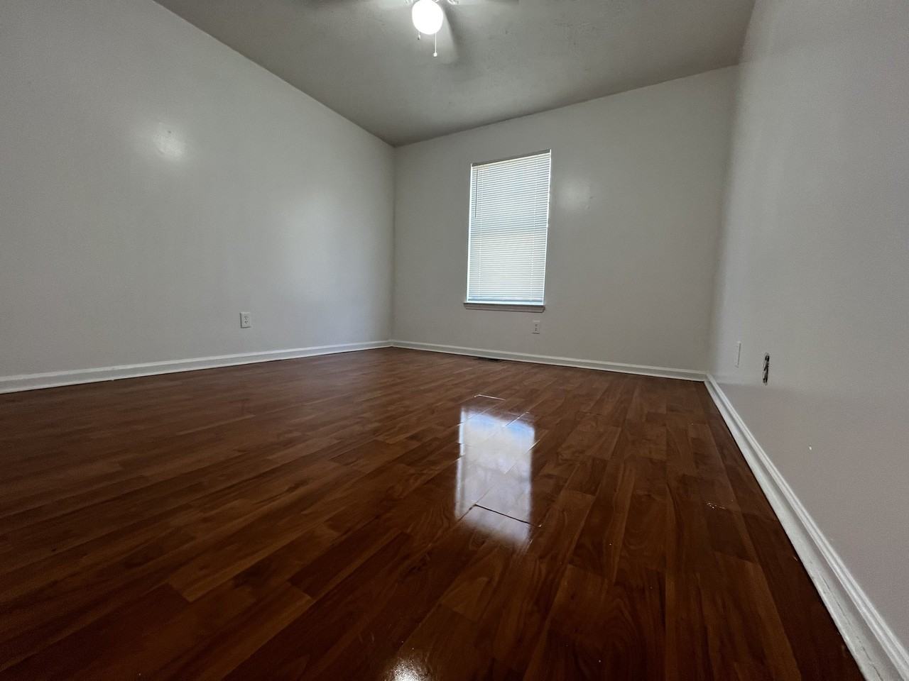 3837 Meadow Creek Dr - Photo 7 of 12