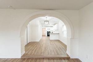 featured image of 206 E Kinderman Dr