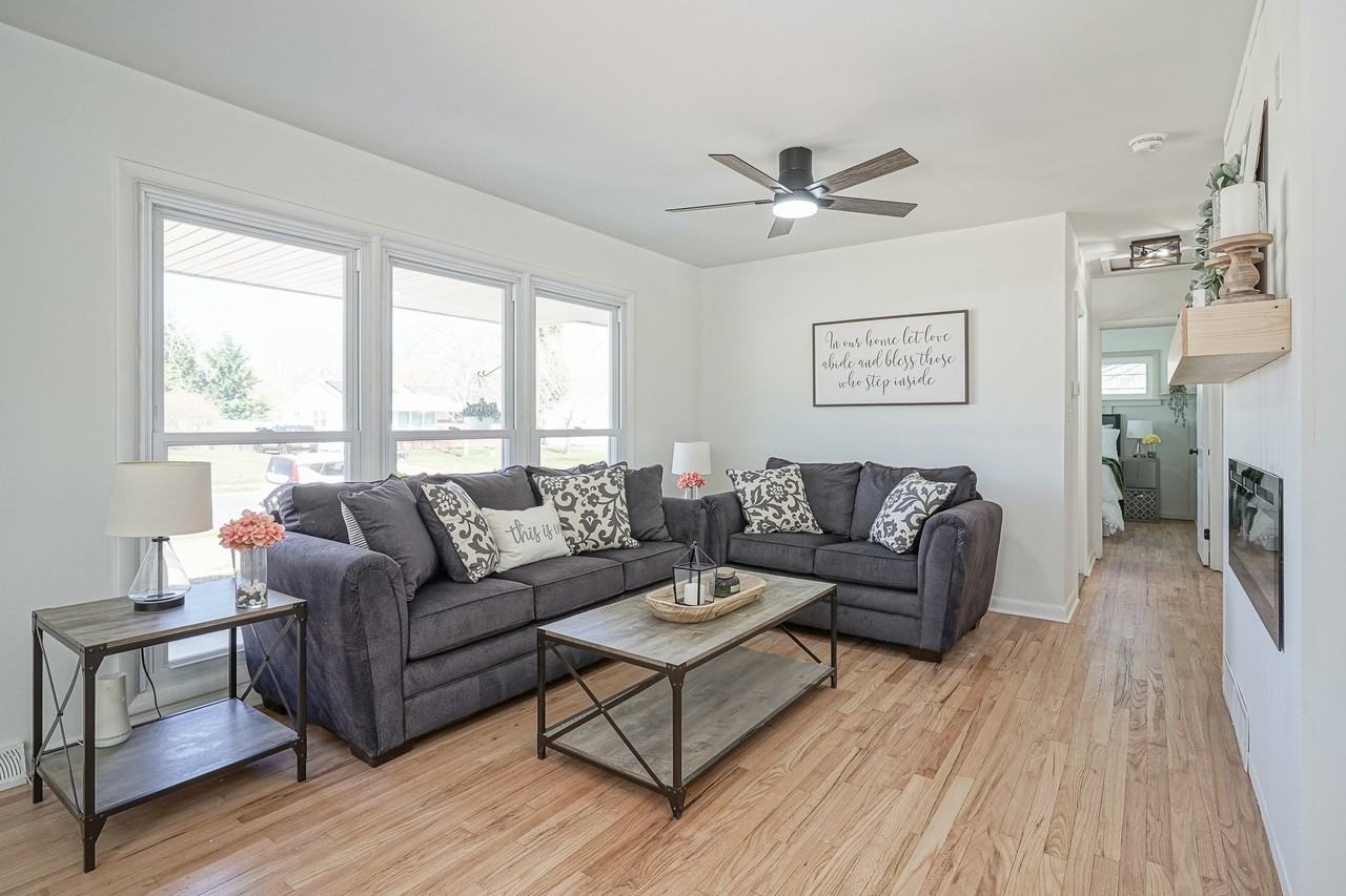 311 Oakwood Dr - Photo 5 of 20