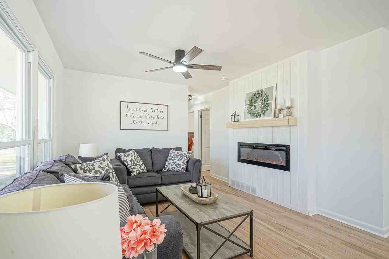 311 Oakwood Dr - Photo 7 of 20