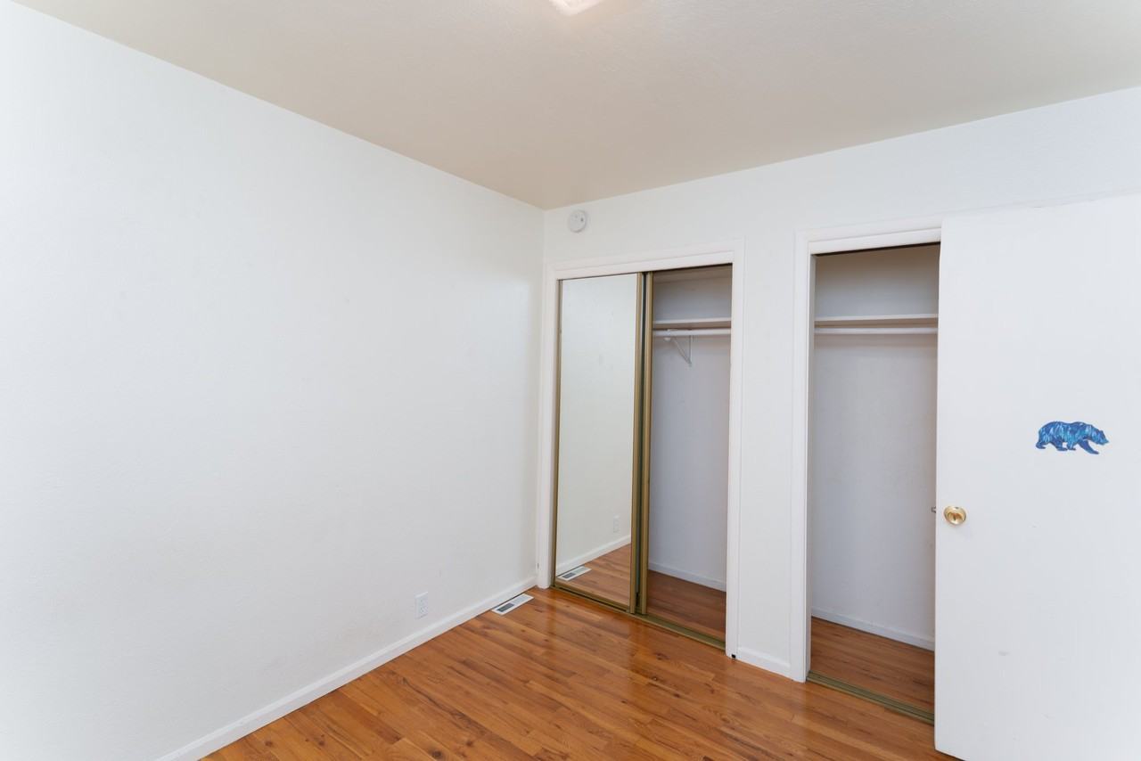 1238 Janes Ln - Photo 6 of 12