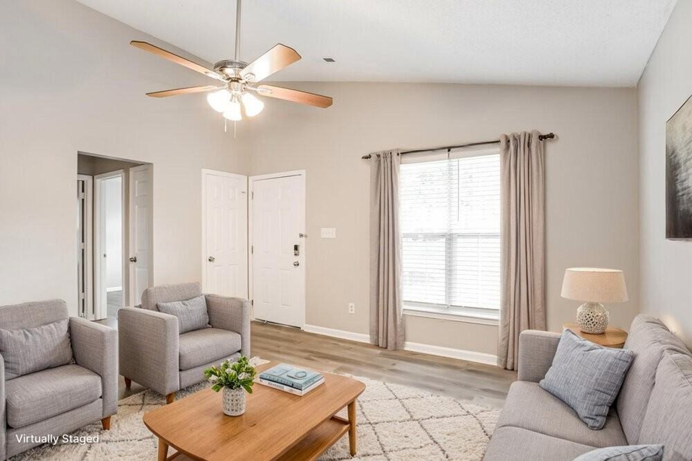 941 Milkwood Ln - Photo 4 of 19