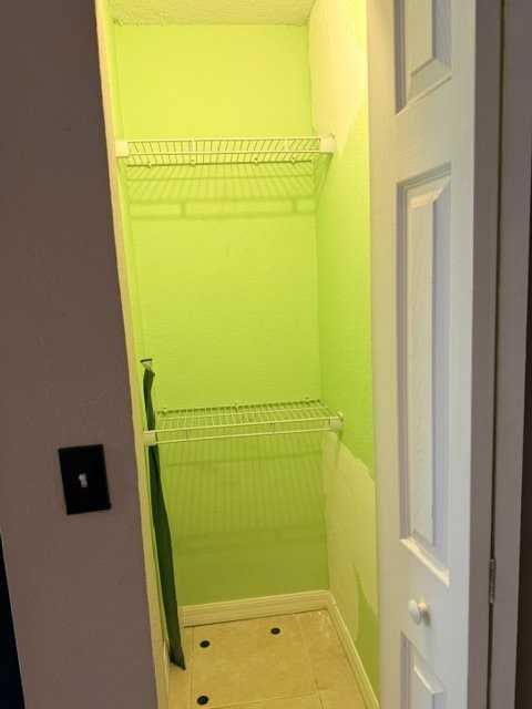 243 E Cedarwood Cir - Photo 3 of 7