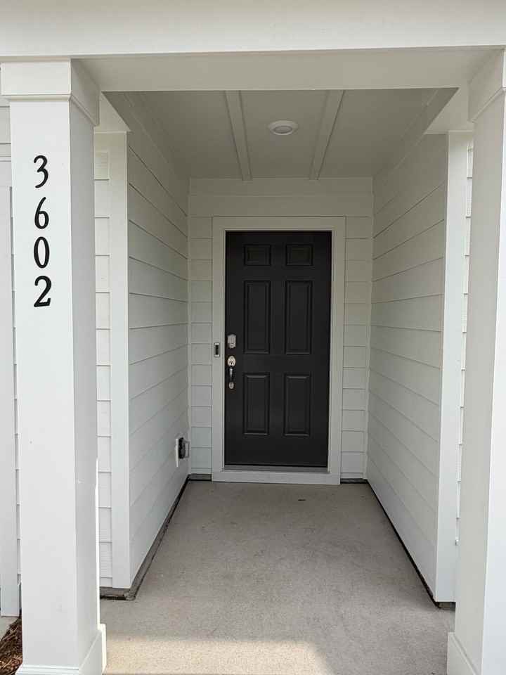 3602 Elm Grove Ln - Photo 3 of 20