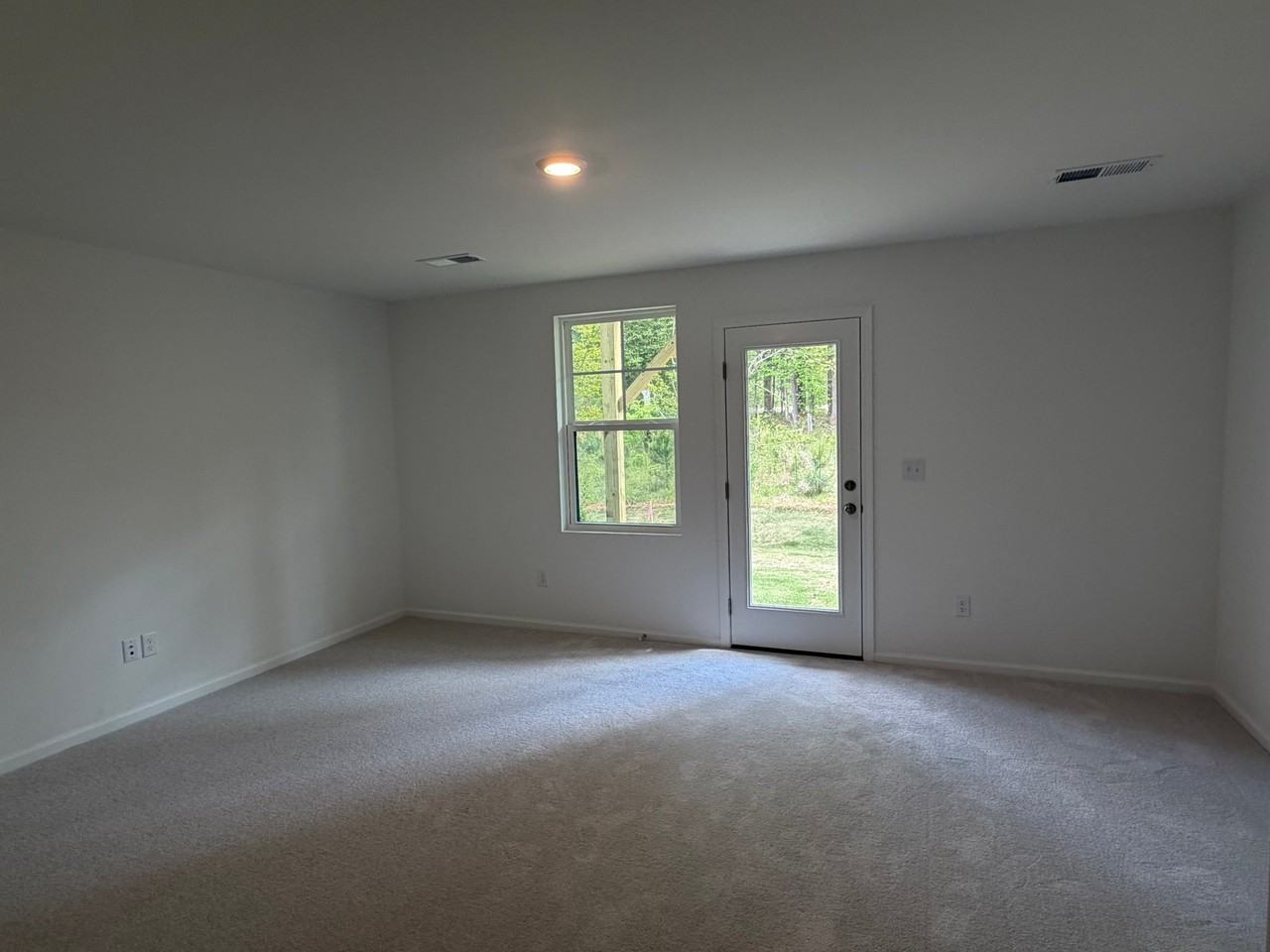 3602 Elm Grove Ln - Photo 7 of 20