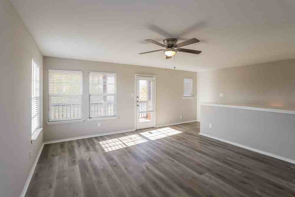 628 Rock Brook Dr - Photo 7 of 17