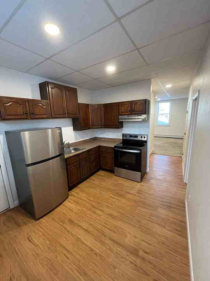 66 Weld St #1 - Photo 3 of 11