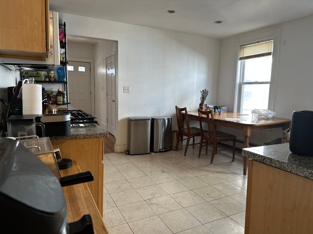 27 Brackett St - Photo 3 of 9