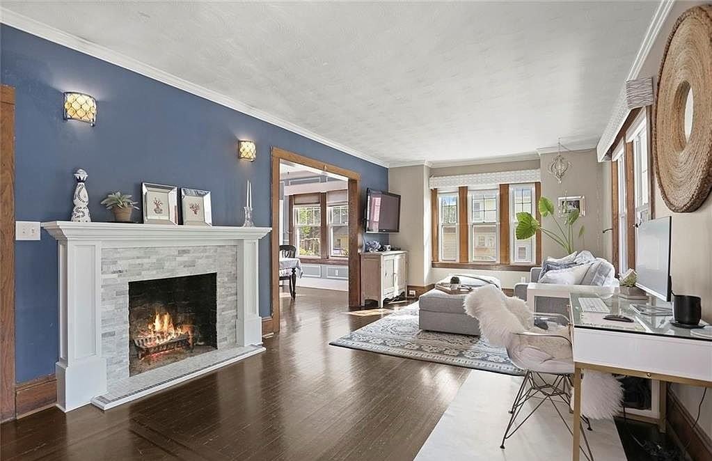 49 Newman Pl - Photo 5 of 17