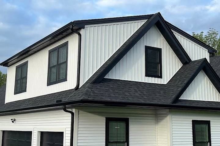 222 Brookview Dr #1 - Photo 3 of 15