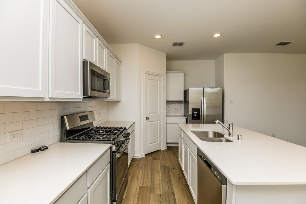 14785 Mainstay Way - Photo 5 of 16