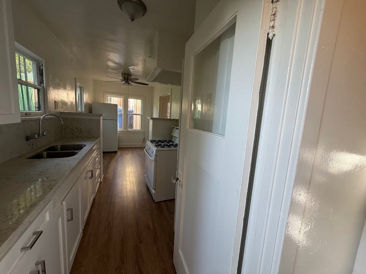 1939 W Washington Blvd #1941 - Photo 7 of 17