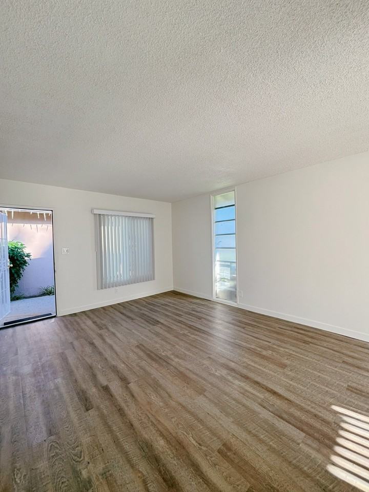 167 W Guinida Ln #A - Photo 2 of 13