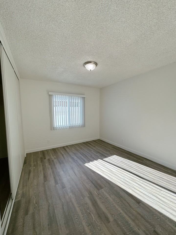 167 W Guinida Ln #A - Photo 7 of 13