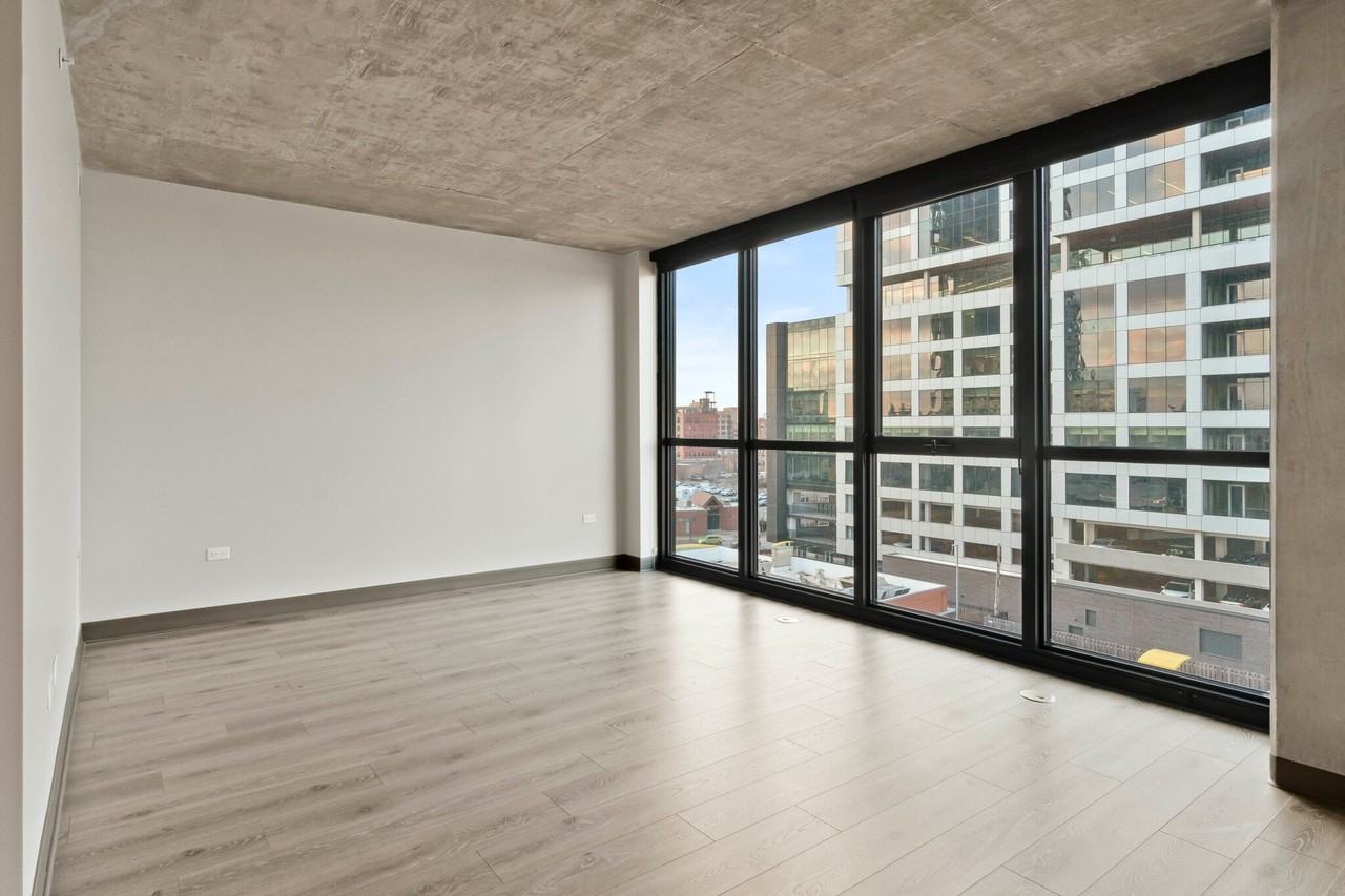 198 N Ada St - Photo 5 of 19