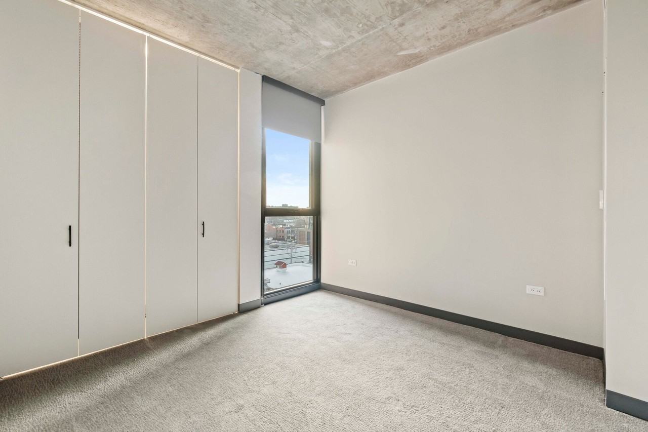 198 N Ada St - Photo 7 of 19