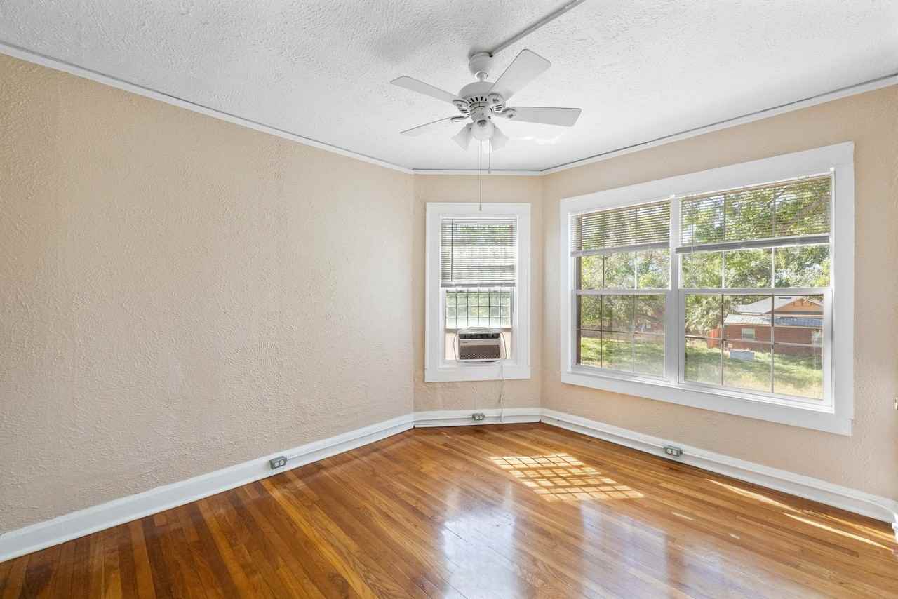 323 N Westland Ave #10 - Photo 5 of 7